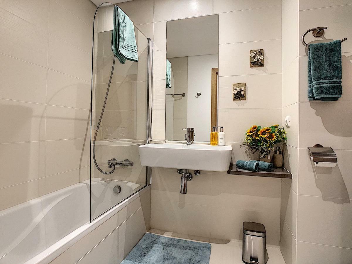 Apartment Nata Канісу Екстер'єр фото